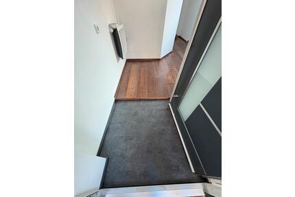 Wohnung , frei ab 30.06.2026 - 500,00&nbsp;EUR Kaltmiete, ca.&nbsp; 35,00&nbsp;m&sup2; in Rödental (PLZ: 96472)