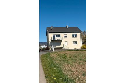 Mehrfamilienhaus in ruhiger Lage - Sonderhofen