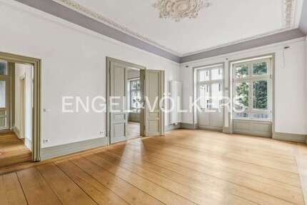 Wohnung zum Mieten in Frankfurt am Main 3.750,00 € 181 m²