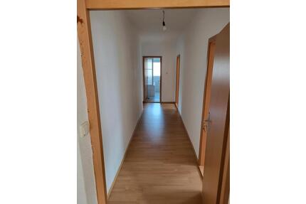 3,5 Zimmer Wohnung - 520,00&nbsp;EUR Kaltmiete, ca.&nbsp; 82,00&nbsp;m&sup2; in Hochstadt am Main (PLZ: 96272)