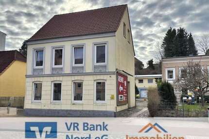 Haus zum Kaufen in Flensburg 299.000,00 € 219.28 m²