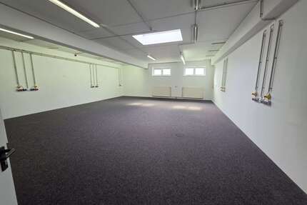 Halle in Hoppegarten 1.105,00 € 100 m²