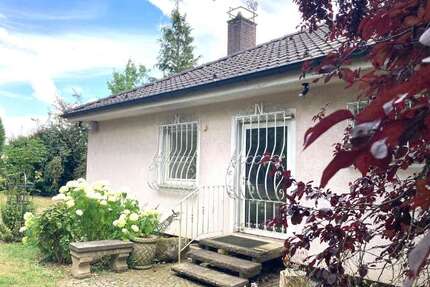 Haus zum Kaufen in Künzell 675.000,00 € 271 m²