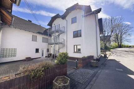 Haus zum Kaufen in Puderbach 395.000,00 € 340 m²