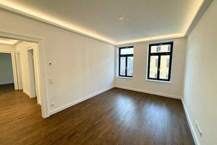 Singleparadies im Süden! * Dunkles Parkett * Fußbodenheizung * schickes Bad mit Wanne * LED-Licht - Leipzig Connewitz