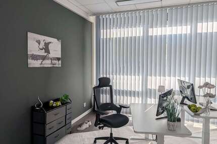 Büro in Großostheim 425,00 € 23.6 m²