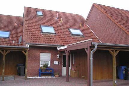 Reihenmittelhaus mit Carport in guter Wohnlage - Lüchow