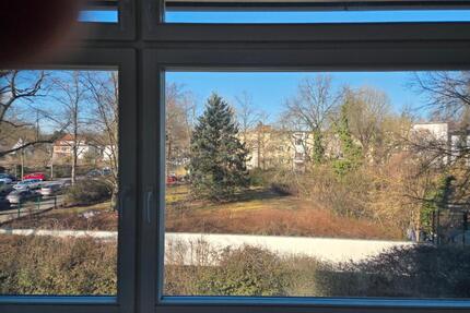 Sonnige 3 Zimmerwohnung 67 qm von Privat ohne Provision in 14193 - Berlin Charlottenburg-Wilmersdorf