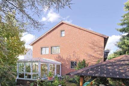 Zweifamilienhaus in technischer Bestform - Preußisch Oldendorf