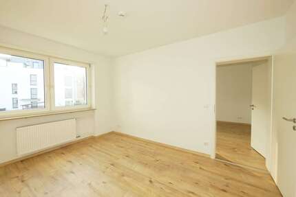 Wohnung zum Kaufen in Augsburg 210.000,00 € 52 m²