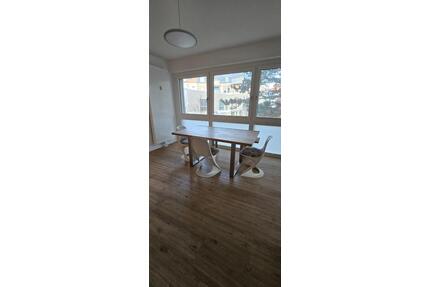 Freundliche helle Frauen WG Zimmer mit Balkon u. Fahrstuhl,Neubau - Hannover Südstadt