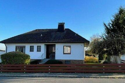 Elegantes und solides Einfamilienhaus mit Einliegerwohnung - Holzhausen an der Haide