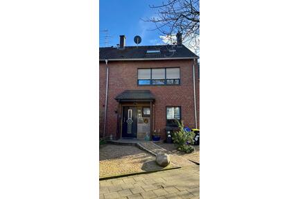 Haus - Einfamilienhaus - 350.000,00&nbsp;EUR Kaufpreis, ca.&nbsp; 110,00&nbsp;m&sup2; in Mönchengladbach (PLZ: 41065) Nord