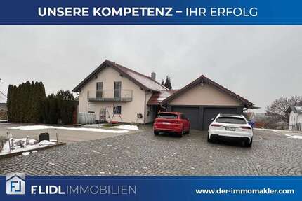 Haus zum Kaufen in Hengersberg 680.000,00 € 156.26 m²