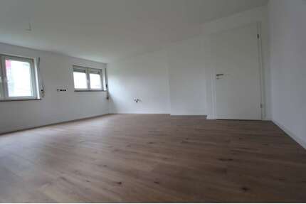 Wohnung zum Mieten in Glauchau Reinholdshain 850,00 € 129.68 m² - Glauchau / Reinholdshain