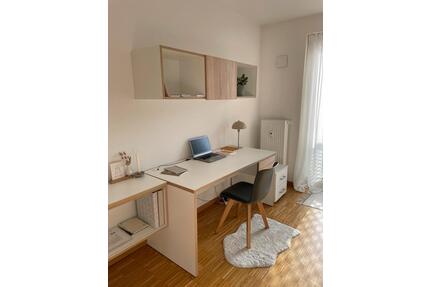 Helle 1-Zimmer Wohnung (möbliert) mit Balkon in Mainz-Neustadt