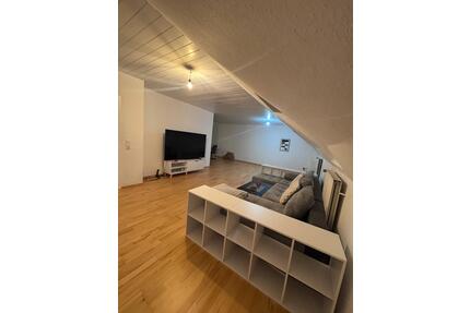 Wohnung in Hatzfeld (Eder) - 650,00&nbsp;EUR Kaltmiete, ca.&nbsp; 90,00&nbsp;m&sup2; in Hatzfeld (Eder) (PLZ: 35116)