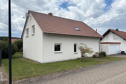 Freistehendes Einfamilienhaus in ruhiger Lage - Hattorf am Harz