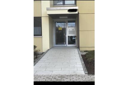 3 Zimmer Wohnung in Unterhaching - Balkon, Aufzug, sofort frei - München Ramersdorf-Perlach