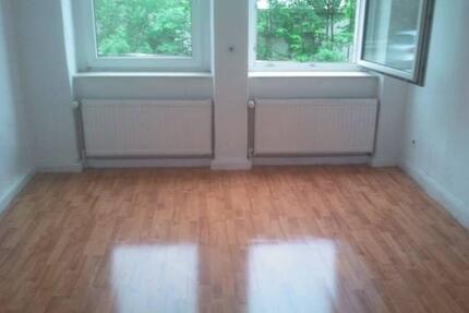 3 ZIMMER KÜCHE DIELE BAD - 550,00&nbsp;EUR Kaltmiete, ca.&nbsp; 75,00&nbsp;m&sup2; in Altena (PLZ: 58762)