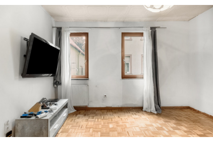 Haus zum Kaufen in Frankfurt am Main 310.000,00 € 108 m²