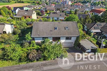 Haus zum Kaufen in Künzell 185.000,00 € 188 m²