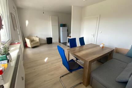 Möblierte 3-Zimmer-Wohnung im Zentrum Neustadt – ab August - Halle (Saale) Halle-Neustadt