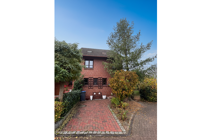 Haus zum Kaufen in Hamburg 785.000,00 € 181.36 m²