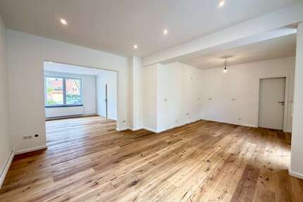 Haus zum Kaufen in Söhlde Hoheneggelsen 349.000,00 € 144 m² - Söhlde / Hoheneggelsen