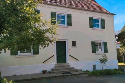 schöne 3,5 ZW in Obereuerheim - 590,00&nbsp;EUR Kaltmiete, ca.&nbsp; 75,00&nbsp;m&sup2; in Grettstadt (PLZ: 97508)