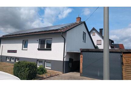 Haus Bungalow in Fürth am Berg - 220.000,00&nbsp;EUR Kaufpreis, ca.&nbsp; 140,00&nbsp;m&sup2; in Neustadt bei Coburg (PLZ: 96465)