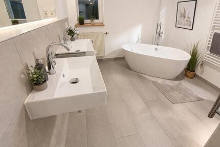 Altbau + Moderne großzügige 3 Raum Wohnung in Güstrow (LK Rostock)