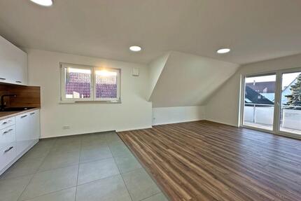 Erstbezug: Moderne Neubau-Dachgeschosswohnung mit Balkon in Gäufe - Gäufelden
