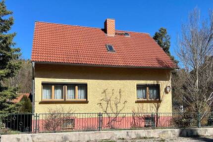 Wohnhaus in Ilmenau - 228.000,00&nbsp;EUR Kaufpreis, ca.&nbsp; 120,00&nbsp;m&sup2;&nbsp;Wohnfl&auml;che in Ilmenau (PLZ: 98693)