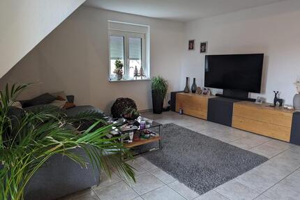 Helle-4 Zimmer-Dachgeschosswohnung mit Balkon in Rüsswihl - Görwihl