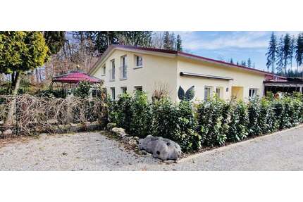 Halle in Geltendorf 4.700,00 € 255 m²