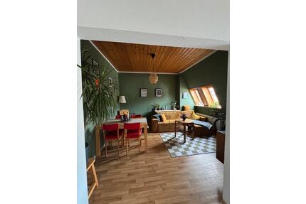 Schöne 2,5 Raum Dachgeschosswohnung in Aue - Aue-Bad Schlema
