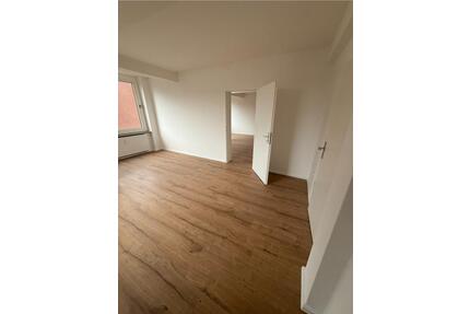 2.Zi. Wohnung mit 15 m2 Terrasse+Stellplatz in SZ-Lebenstedt City - Braunschweig Östliches Ringgebiet