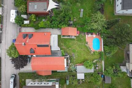 Haus zum Kaufen in München-Allach 1.980.000,00 € 356.44 m²
