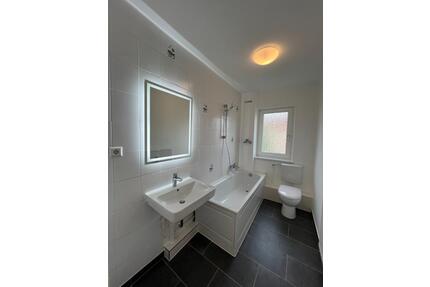 KOMPLETT MODERNISIERT - 3-Zimmer-Wohnung mit EBK & Wohlfühlambiente - Wolfsburg Alt-Wolfsburg