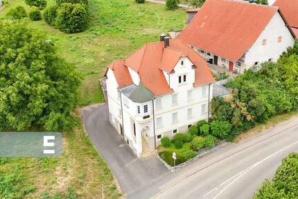 Haus zum Kaufen in Neuenstadt am Kocher 499.000,00 € 232 m²