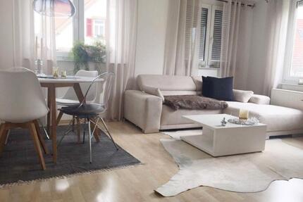 Sehr schöne 2-Zi-Wohnung mit Balkon (Innenstadtlage) - Marbach am Neckar