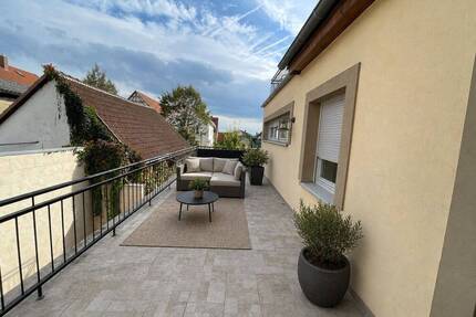 Großzügige 3-Zimmer-Wohnung mit mega Terrasse in Sinsheim-Hilsbach