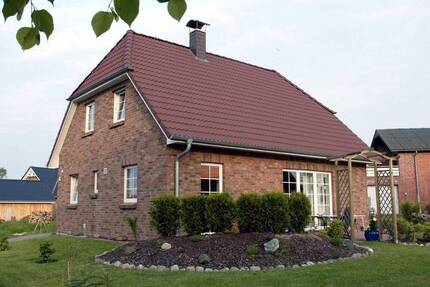 Geplantes Einfamilienhaus auf ideal gelegenem Grundstück in Kronsforde mit Weitblick- ohne Altbestand,keine Hinterbebauung,Grundstückspreis inklusive - Lübeck St. Jürgen