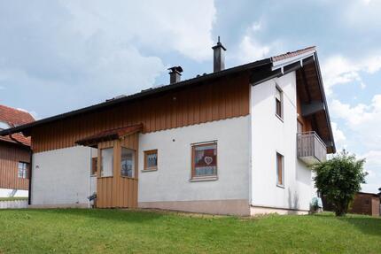 Zweifamilienhaus|Energieklasse B|PV-Anlage|Natur|2 Wohneinheiten - Altusried