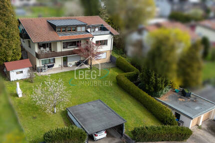 Geräumige Wohnung mit zwei Bädern und Balkon - Oberrot