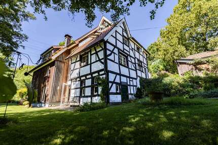 Haus zum Kaufen in Wuppertal 894.000,00 € 200 m²