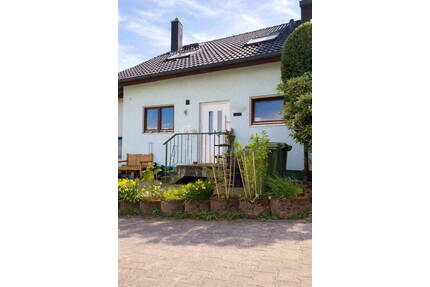 Modernisiertes Reihenmittelhaus in Öhringen-West - Top Lage