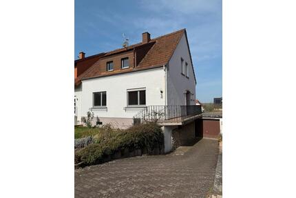 Einfamilienhaus in Ormesheim - 220.000,00&nbsp;EUR Kaufpreis, ca.&nbsp; 117,00&nbsp;m&sup2; in Mandelbachtal (PLZ: 66399)