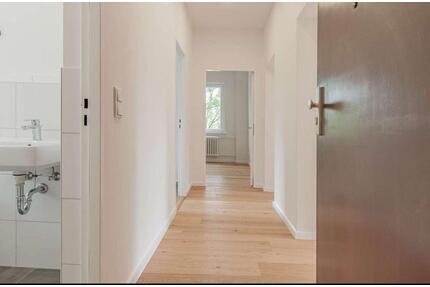 Vermietete 3 Zimmer Wohnung - 225.000,00&nbsp;EUR Kaufpreis, ca.&nbsp; 85,00&nbsp;m&sup2; in Pleinfeld (PLZ: 91785)